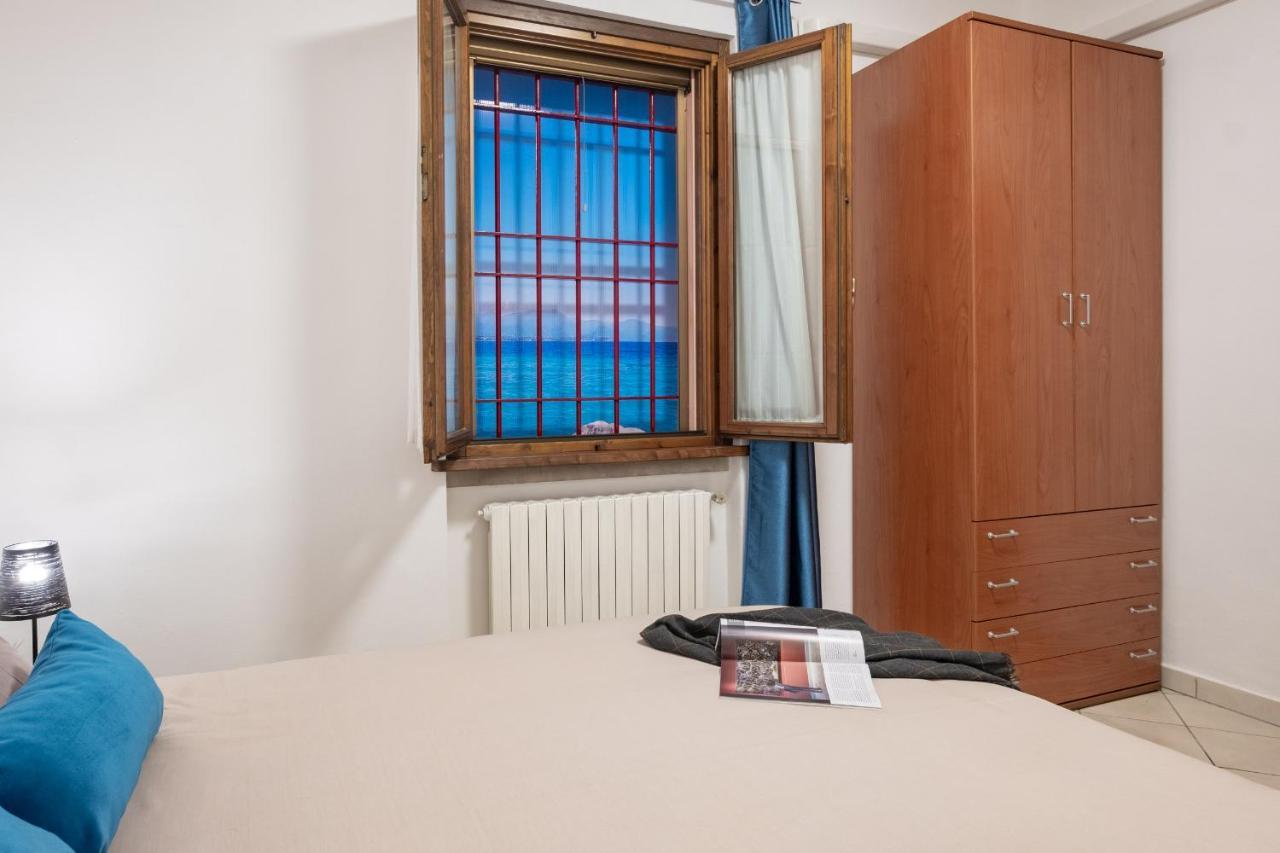 Casa Dolce Casa Desenzano - 2 Passi Dal Lago Apartment Desenzano del Garda Luaran gambar